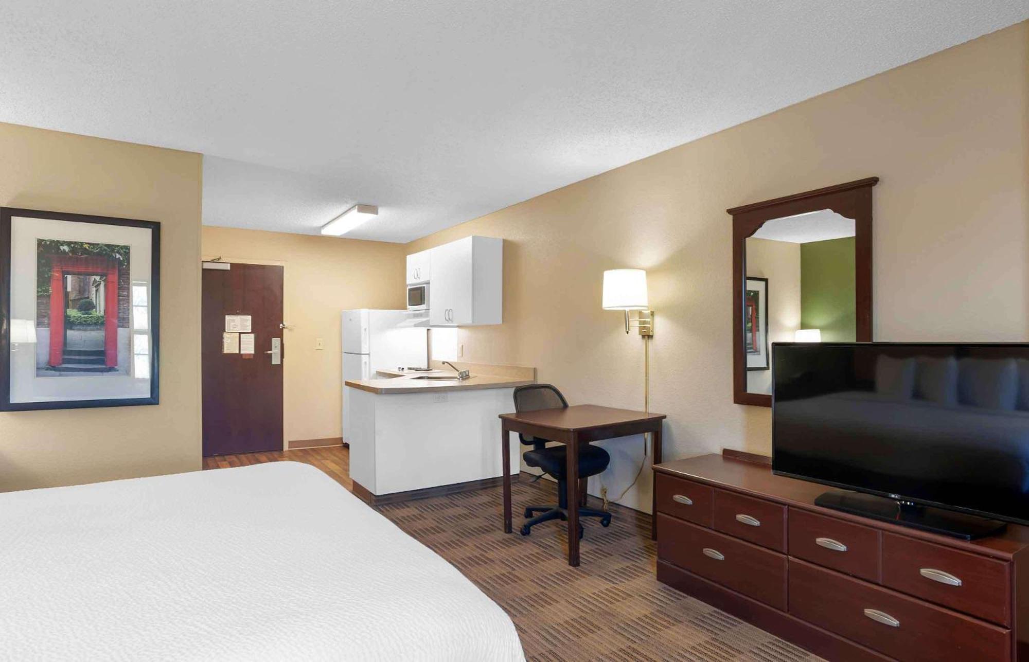 Extended Stay America Suites - Los Angeles - Монровия Екстериор снимка